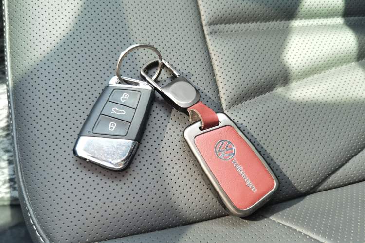 Used Volkswagen Passat 2024 380TSI Dragon Glory Edition Vehicle Key
