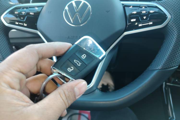 Used Volkswagen Passat 2024 380TSI Starry Elite Edition Vehicle Key