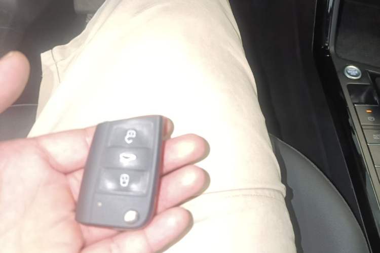 Used Volkswagen Passat 2024 280TSI Business Edition Vehicle Key