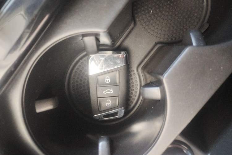 Used Volkswagen Passat 2024 380TSI Elite Edition Vehicle Key