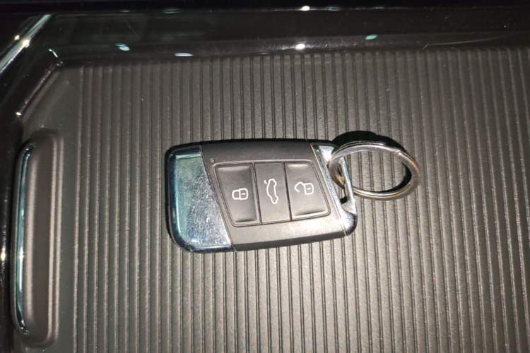 Used Volkswagen Passat 2024 380TSI Starry Luxury Edition Vehicle Key