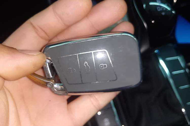 Used Volkswagen Passat 2024 330TSI Starry Elite Edition Vehicle Key