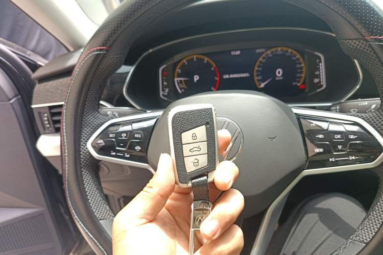 Used Volkswagen Passat 2024 330TSI Elite Edition Vehicle Key