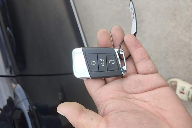 Used Volkswagen Passat 2024 380TSI Starry Dragon Edition Vehicle Key