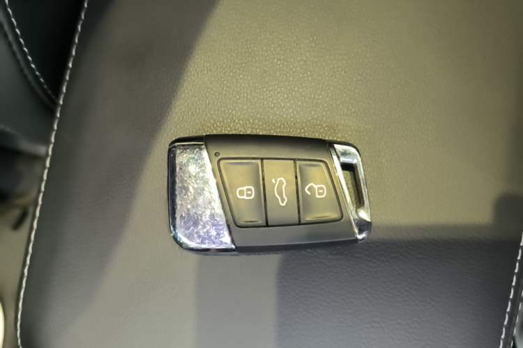 Used Volkswagen Passat 2024 380TSI Luxury Edition Vehicle Key