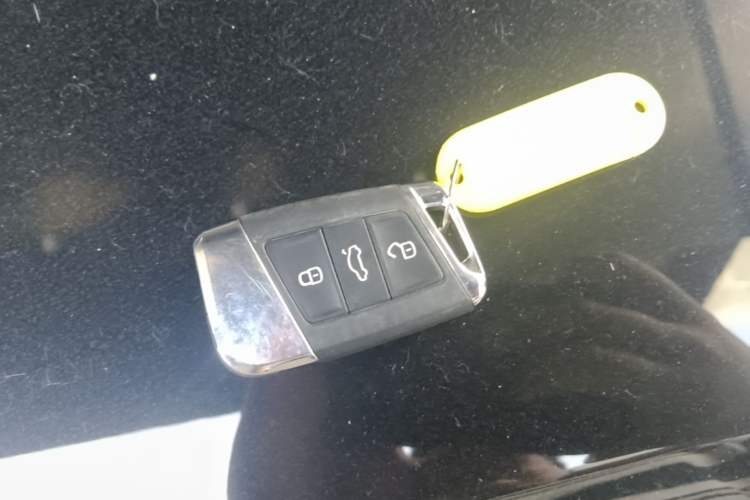 Used Volkswagen Passat 2024 380TSI Starry Elite Edition Vehicle Key