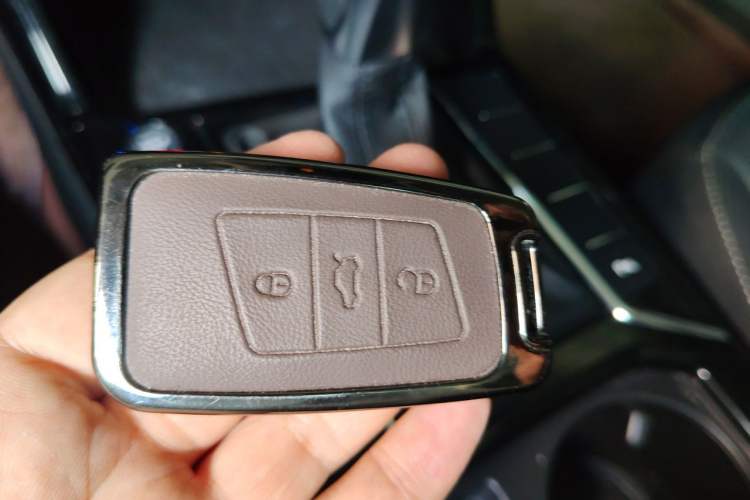 Used Volkswagen Passat 2024 380TSI Starry Dragon Edition Vehicle Key