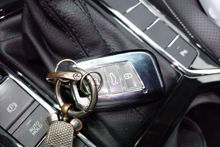 Used Volkswagen Passat 2024 380TSI Starry Dragon Edition Vehicle Key