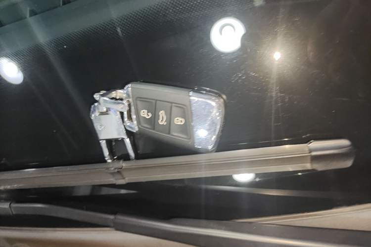 Used Volkswagen Passat 2024 330TSI Starry Elite Edition Vehicle Key