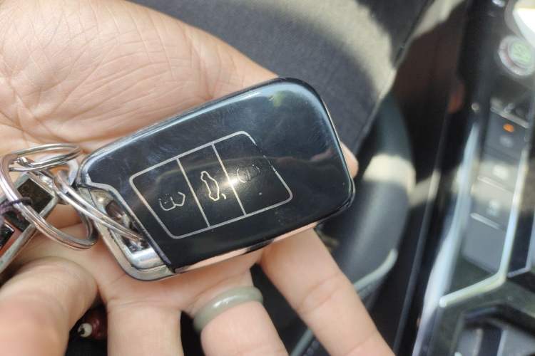 Used Volkswagen Passat 2024 380TSI Starry Dragon Edition Vehicle Key