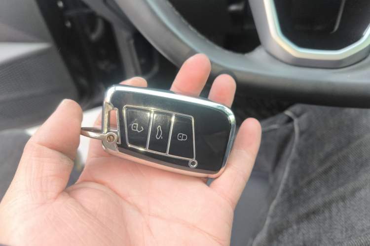 Used Volkswagen Passat 2024 330TSI Elite Edition Vehicle Key
