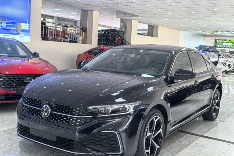 Volkswagen Passat 2024 380TSI Starry Sky Flagship Edition d’occasion Guazi used car, China used car export, Used car for sale, Used cars, Cheapest cars for sale
