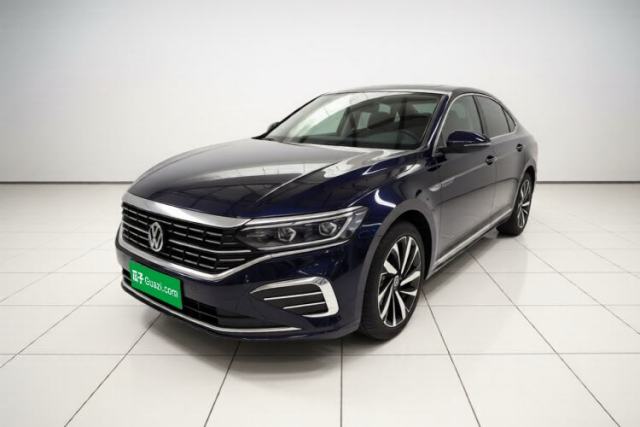Używany Volkswagen Passat 2024 380TSI Dragon Glory Edition