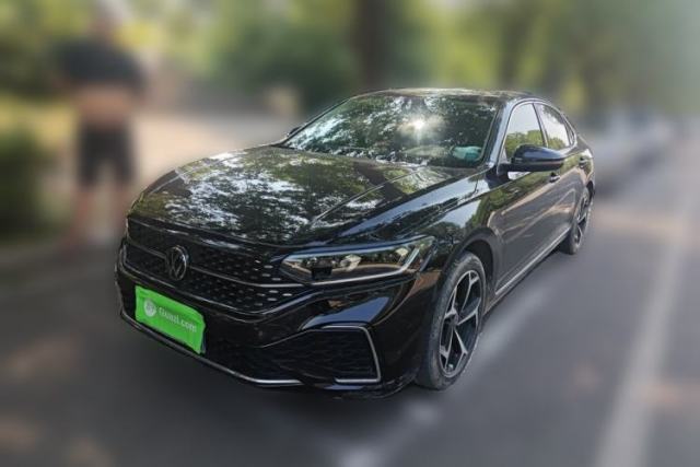 Used Volkswagen Passat 2024 380TSI Starry Dragon Edition