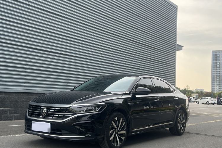 Ojetý Volkswagen Passat 2024 380TSI Luxury Edition Guazi used car, China used car export, Used car for sale, Used  cars, Cheapest cars for sale