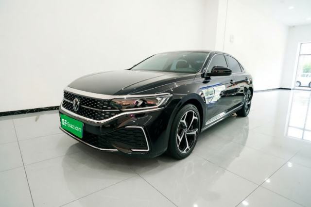 Used Volkswagen Passat 2024 380TSI Starry Dragon Edition