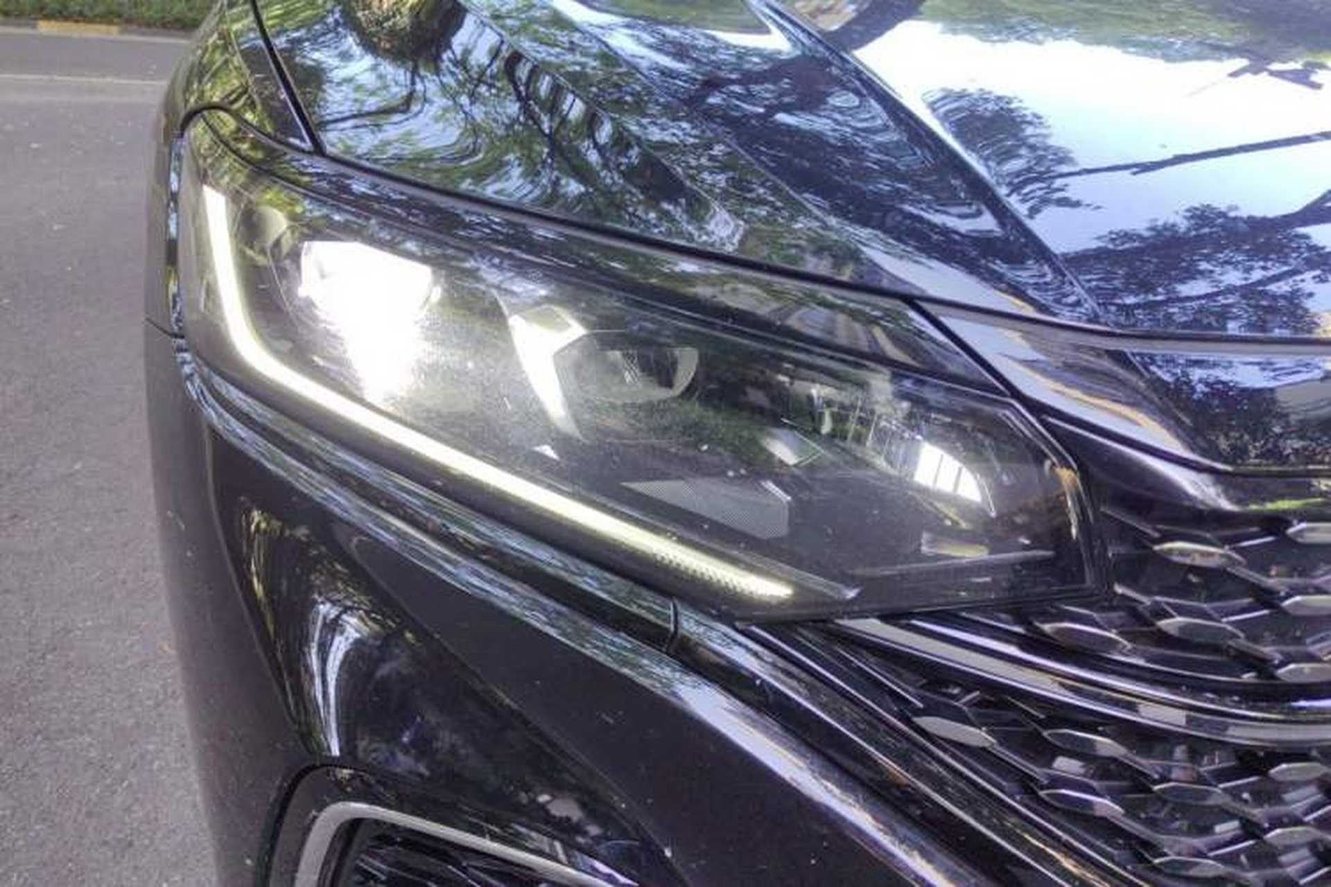 Used Volkswagen Passat 2024 380TSI Starry Dragon Edition Right Front Headlight