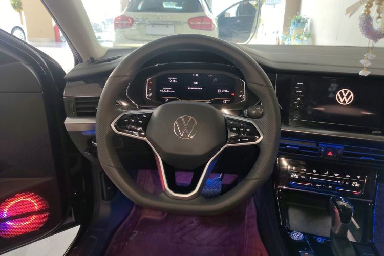 Used Volkswagen Passat 2024 380TSI Starry Elite Edition Steering Wheel