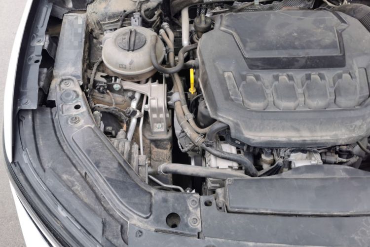Used Volkswagen Passat 2024 380TSI Starry Dragon Edition Engine Bay Right