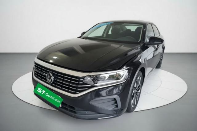 Volkswagen Passat 2025 Outstanding Model 280TSI Business Edition de segunda mano