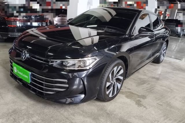Used Volkswagen Passat 2025 Pro 380TSI Dragon Glory Edition