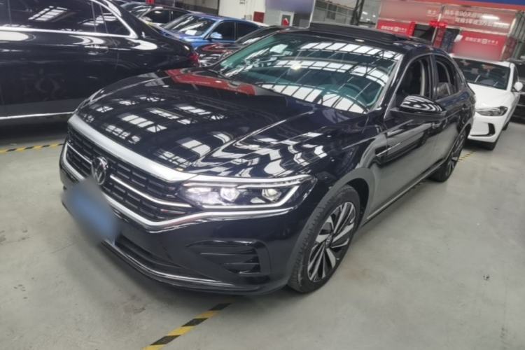 Used Volkswagen Passat 2025 Outstanding Model 380TSI Dragon Glory Edition Guazi used car, China used car export, Used car for sale, Used Volkswagen cars, Cheapest cars for sale