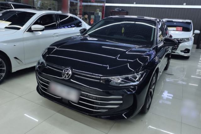 Used Volkswagen Passat 2025 Pro 380TSI Dragon Glory Edition