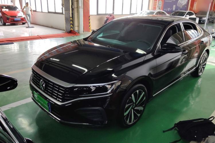Used Volkswagen Passat 2025 Premium Version 380TSI Dragon Edition Guazi used car, China used car export, Used car for sale, Used  cars, Cheapest cars for sale