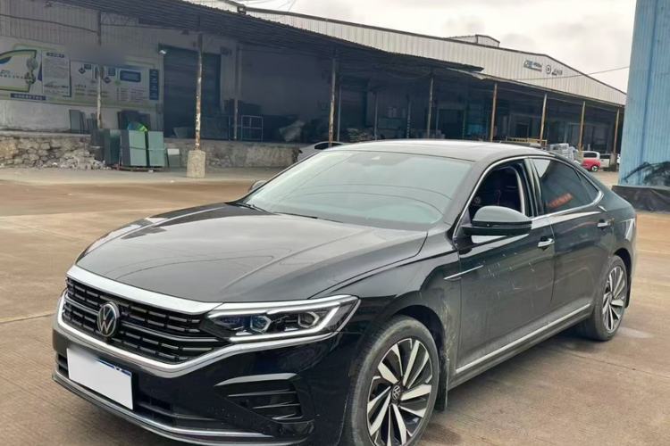 Used Volkswagen Passat 2025 Outstanding Model 380TSI Dragon Glory Edition Guazi used car, China used car export, Used car for sale, Used Volkswagen cars, Cheapest cars for sale