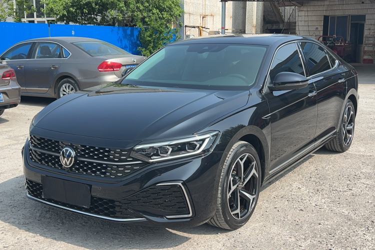 Used Volkswagen Passat 2025 Outstanding Model 380TSI Starry Dragon Glorious Edition Guazi used car, China used car export, Used car for sale, Used  cars, Cheapest cars for sale