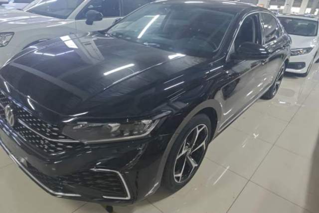 Used Volkswagen Passat 2025 Outstanding Model 330TSI Starry Elite Edition