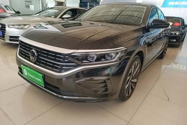 Used Volkswagen Passat 2025 Outstanding Model 380TSI Dragon Glory Edition