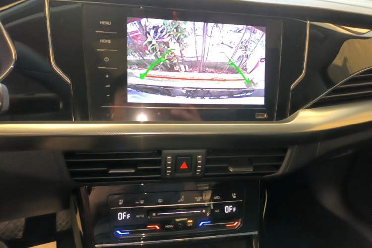 Used Volkswagen Passat 2025 Outstanding Model 380TSI Starry Dragon Edition Audio And AC Panel