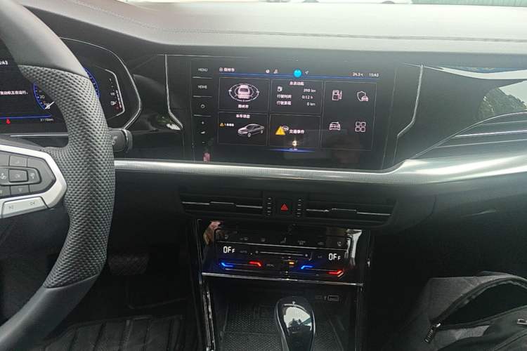 Used Volkswagen Passat 2025 Outstanding Model 380TSI Starry Dragon Glorious Edition Audio And AC Panel