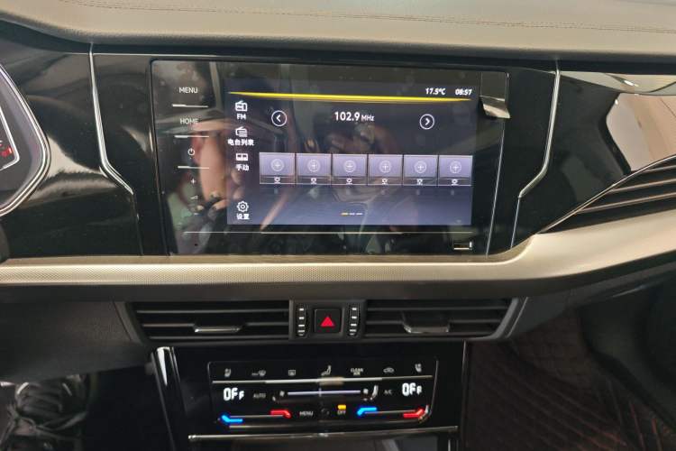 Used Volkswagen Passat 2025 Outstanding Model 380TSI Starry Dragon Edition Audio And AC Panel