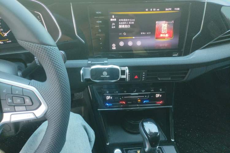 Used Volkswagen Passat 2025 Outstanding Model 380TSI Starry Dragon Edition Audio And AC Panel