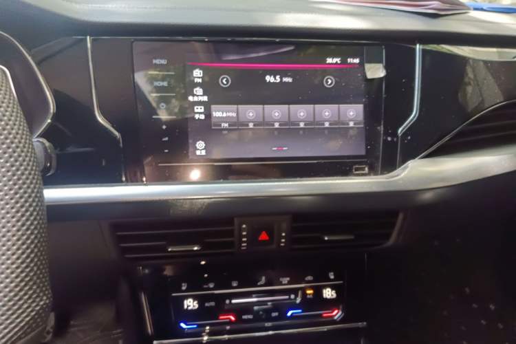 Used Volkswagen Passat 2025 Outstanding Model 380TSI Starry Dragon Edition Audio And AC Panel