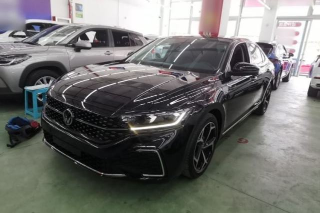 Used Volkswagen Passat 2025 Outstanding Model 380TSI Starry Dragon Edition