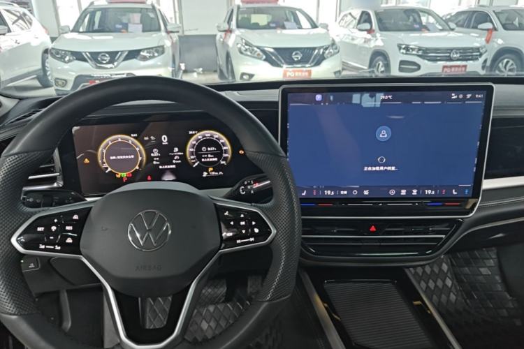 Used Volkswagen Passat 2025 Pro 380TSI Dragon Edition Center Console