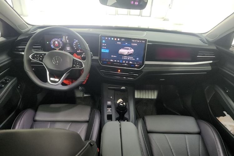Used Volkswagen Passat 2025 Pro 300TSI Dragon Glory Edition Center Console
