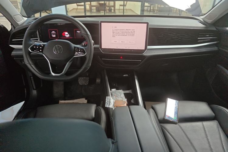 Used Volkswagen Passat 2025 Pro 380TSI Dragon Glory Edition Center Console