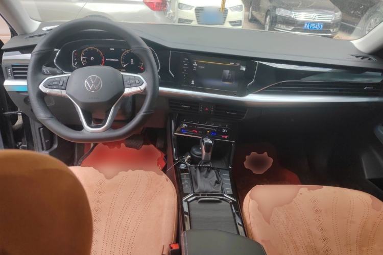 Used Volkswagen Passat 2025 Outstanding Model 380TSI Starry Dragon Edition Center Console