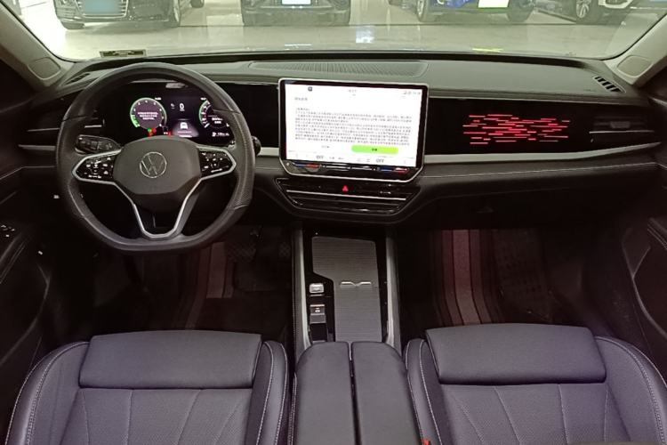 Used Volkswagen Passat 2025 Pro 380TSI Starry Dragon Edition Center Console