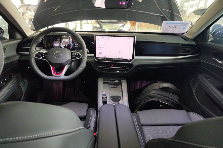 Used Volkswagen Passat 2025 Pro 380TSI Dragon Glory Edition Center Console