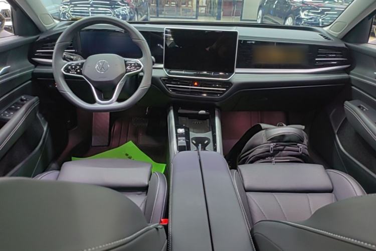Used Volkswagen Passat 2025 Pro 380TSI Dragon Glory Edition Center Console