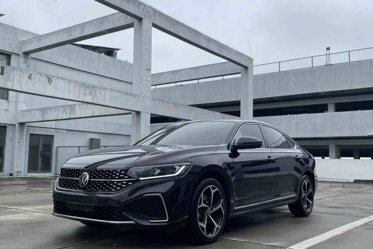 Used Volkswagen Passat 2025 Outstanding Model 380TSI Starry Dragon Edition Guazi used car, China used car export, Used car for sale, Used  cars, Cheapest cars for sale