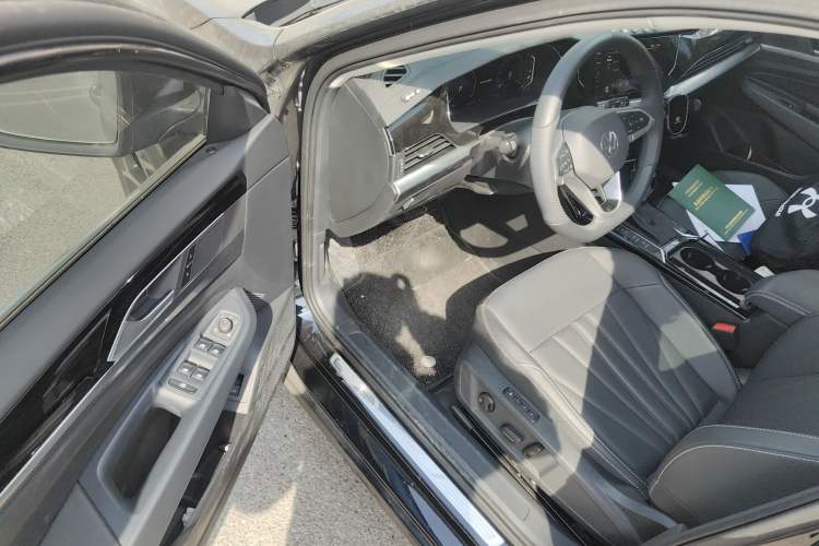 Used Volkswagen Passat 2025 Outstanding Model 380TSI Starry Dragon Edition Driver Seat