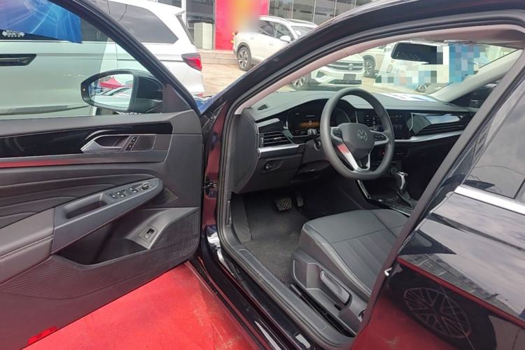 Used Volkswagen Passat 2025 Outstanding Model 280TSI Business Edition Driver Seat