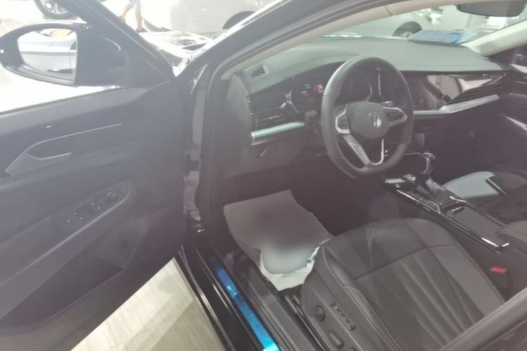 Used Volkswagen Passat 2025 Premium Version 380TSI Dragon Edition Driver Seat