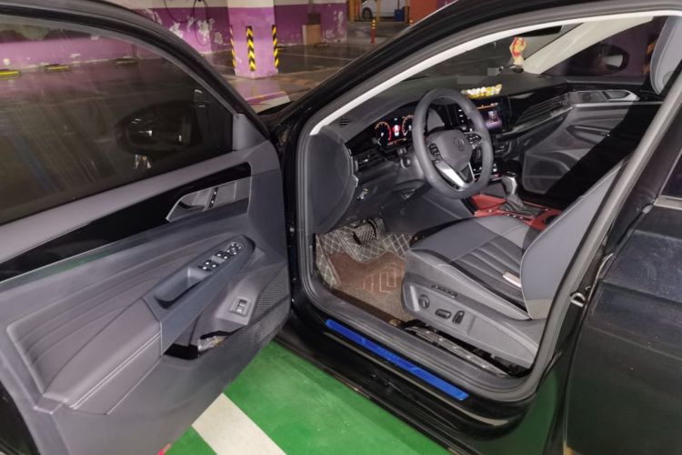 Used Volkswagen Passat 2025 Premium Version 380TSI Dragon Edition Driver Seat
